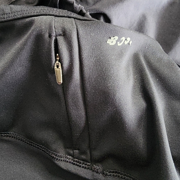 New Balance Women's Black Running Shorts - Picture 4 of 5